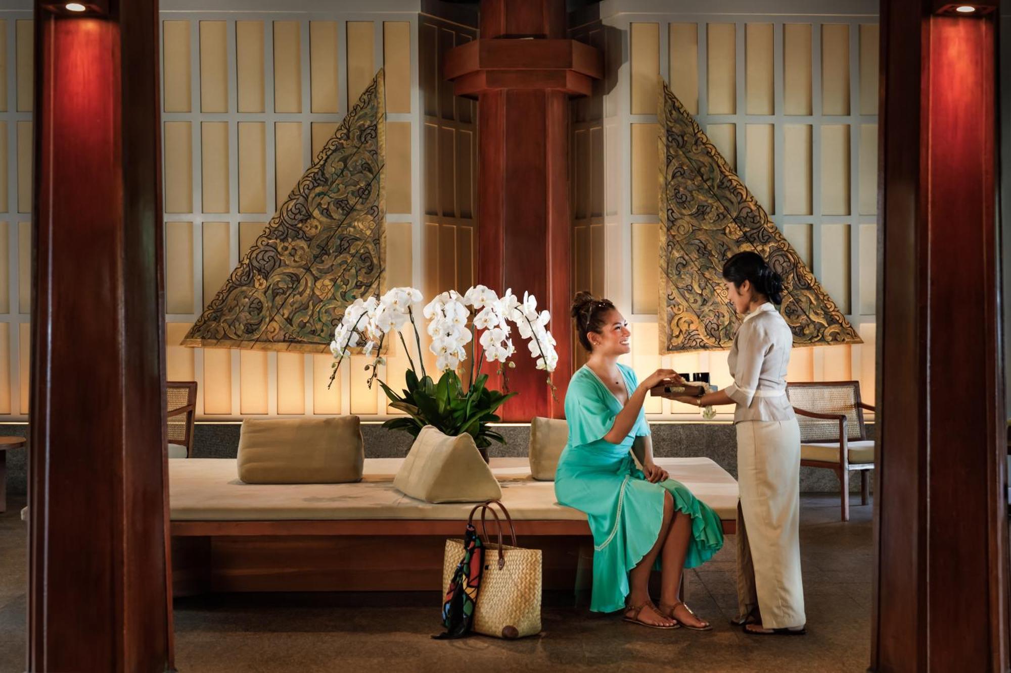 Hotel The Surin Phuket Esterno foto