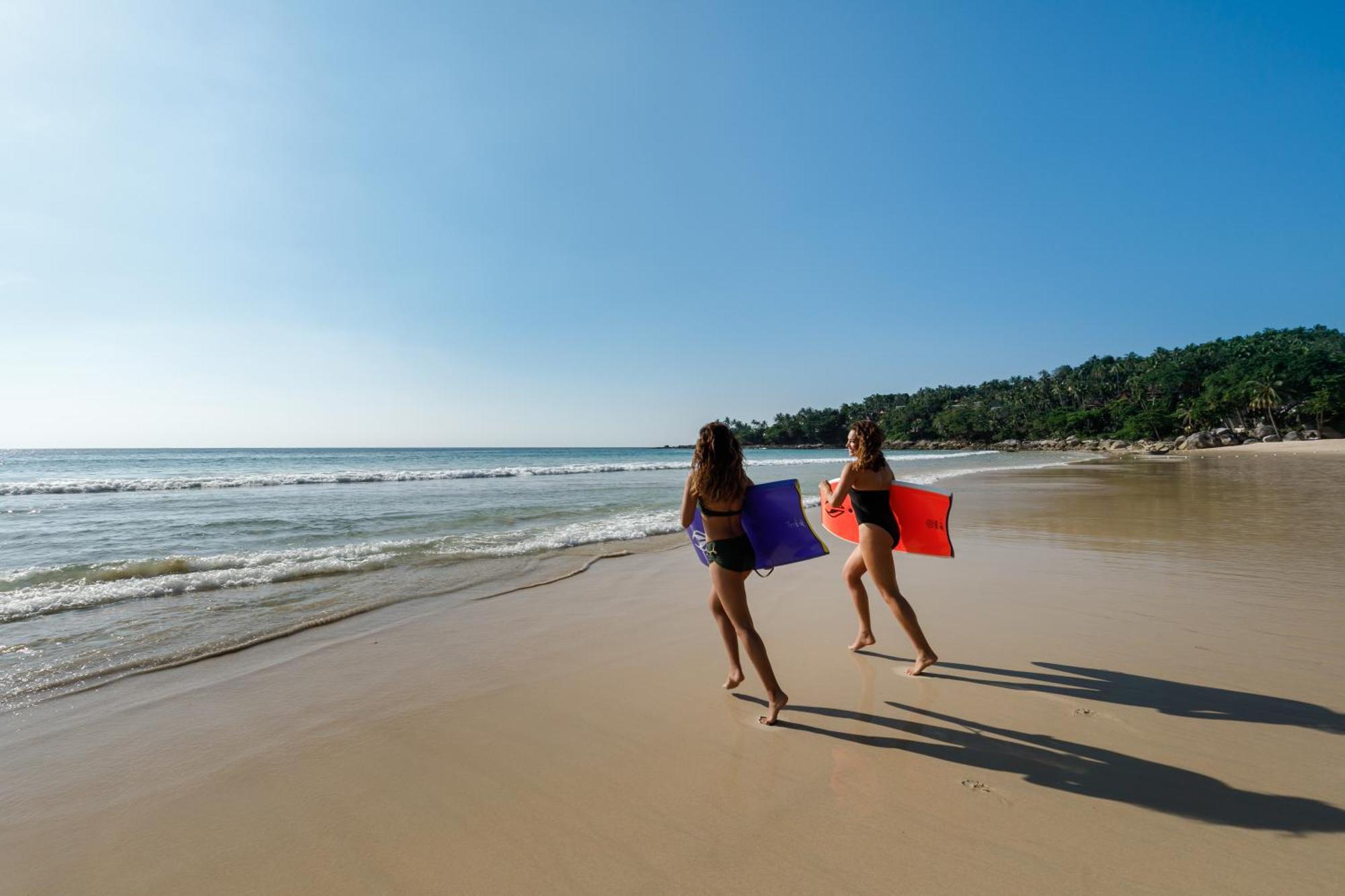 Hotel The Surin Phuket Esterno foto