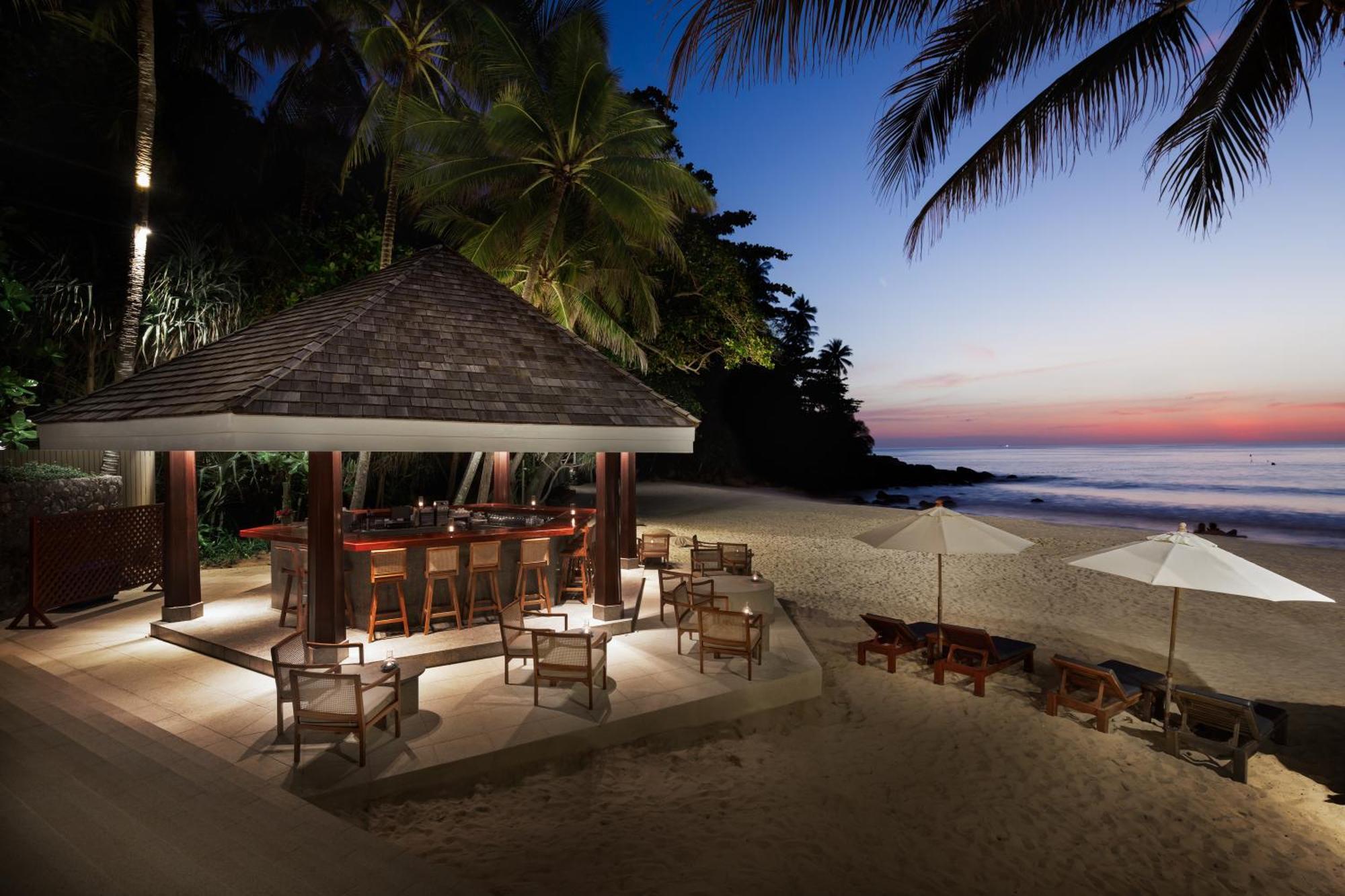 Hotel The Surin Phuket Esterno foto