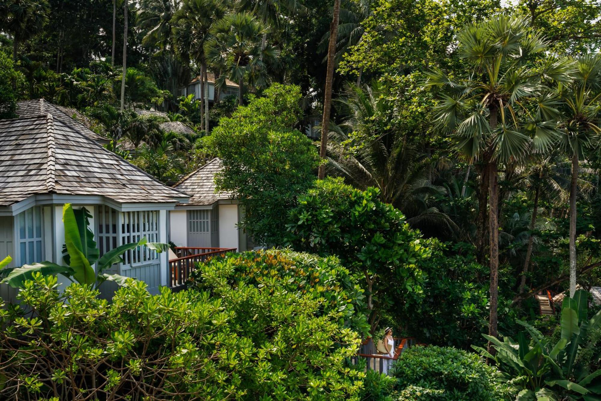 Hotel The Surin Phuket Esterno foto